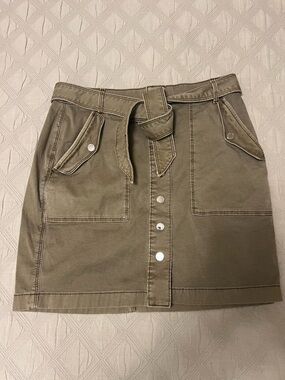 White House Black Market Skirt Size 6